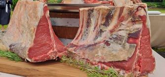 Immagine con filetti di bistecca alla fiorentina
