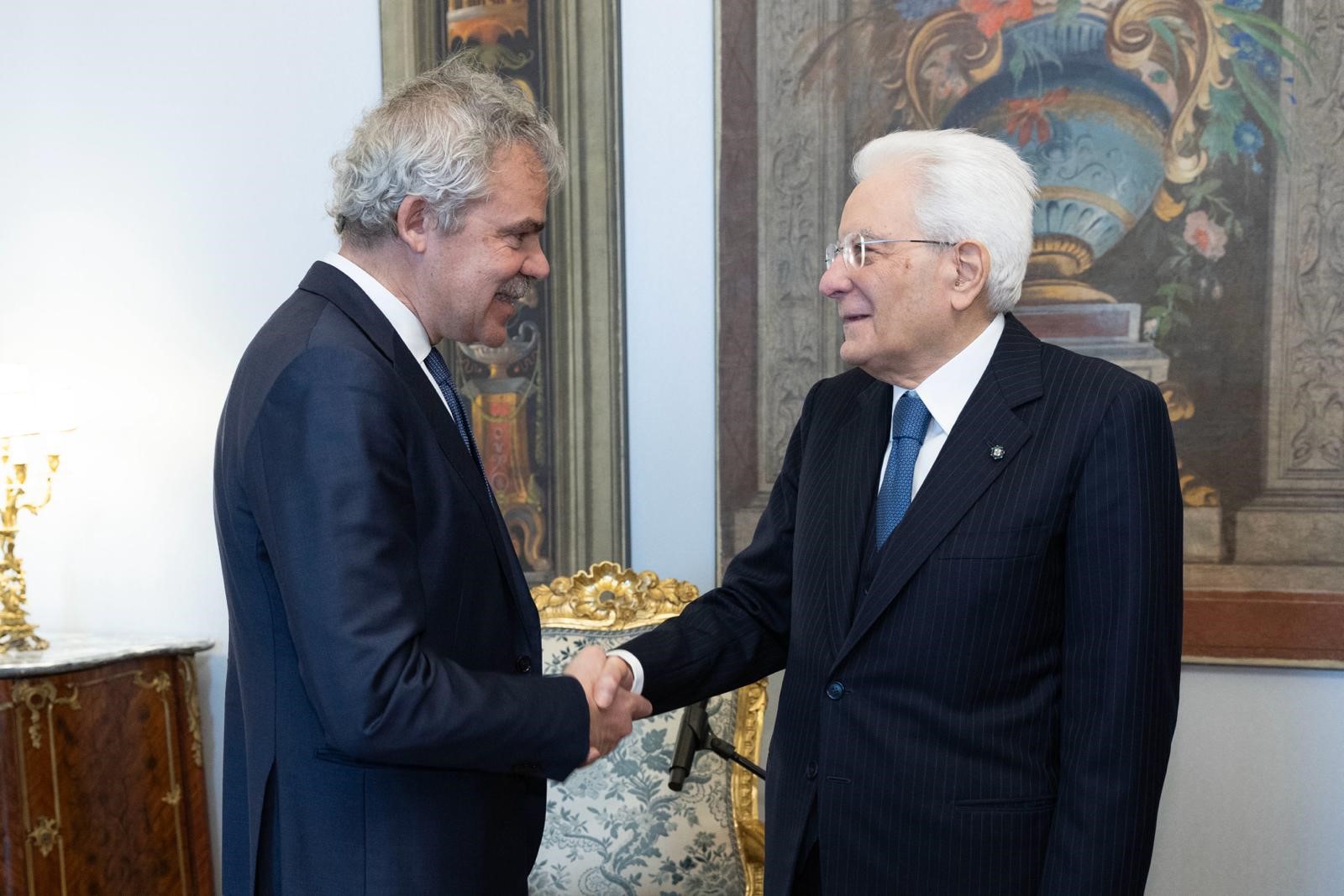 Il Presidende della Camera di Commercio di Firenze, Leonardo Bassilichi, saluta il Presidente della Repbbblica, Sergio Mattarel