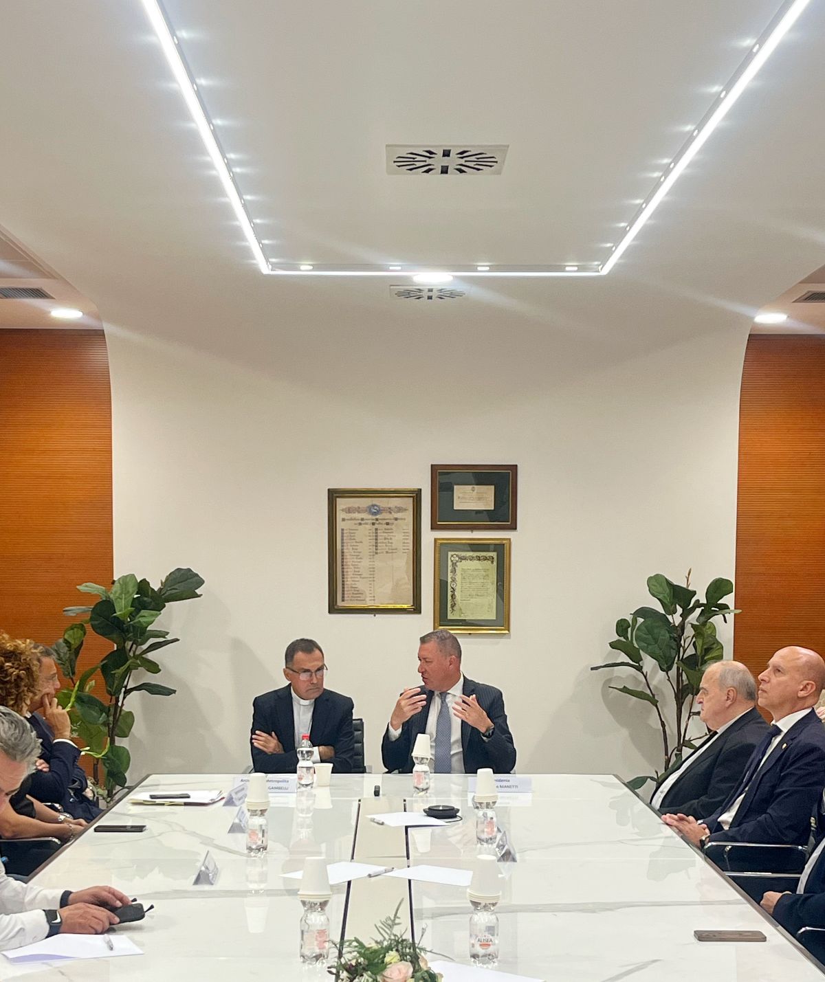 Vescovo Gambelli e presidente Cciaa Manetti
