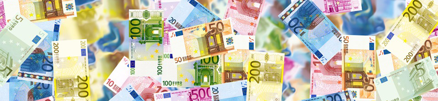 Immagini di banconote fluttuanti